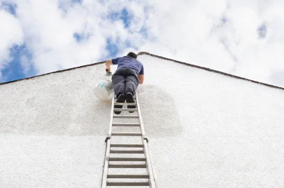 Peinture extérieure à Anet — façades et ravalement